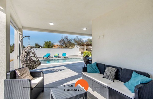 Monte Raposo Villa | 175 m² Villa ∙ 4 bedrooms ∙ 8 guests