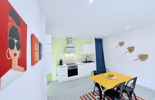 Rochefort Apartment | 1753-1 L'atelier du gabier
