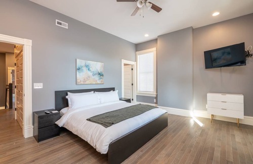 St. Louis House | 176 m² House ∙ 3 bedrooms ∙ 8 guests