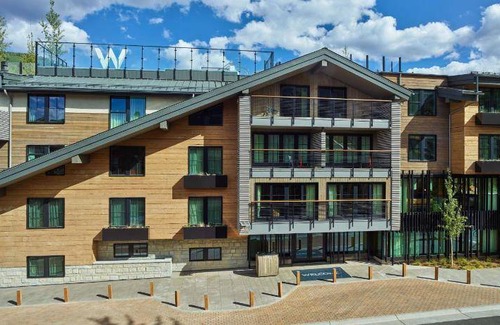 Downtown Hotel | 176 m² Hotel ∙ 3 bedrooms ∙ 127 guests