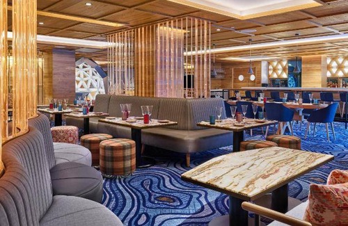 Downtown Hotel | 176 m² Hotel ∙ 3 bedrooms ∙ 127 guests