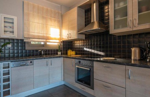 Karavomylos Villa | 176 m² Villa ∙ 3 bedrooms ∙ 6 guests