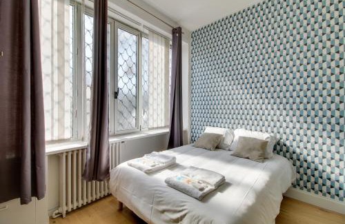 Combat Apartment | 176 Suite Jean - Superb apartment in Paris