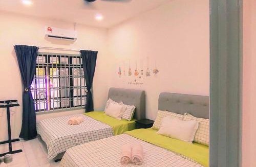 Daerah Kulai Villa | 177 Kulai Tmn Gunung Pulai 3BR 11pax Netflix Smart Tv