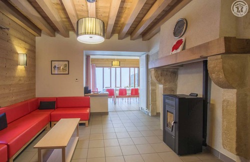Verthemex House | 177 m² Gîte ∙ 5 bedrooms ∙ 12 guests