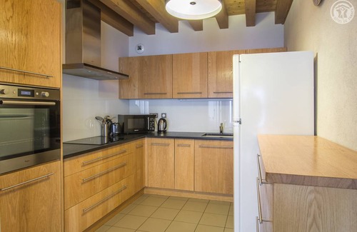Verthemex House | 177 m² Gîte ∙ 5 bedrooms ∙ 12 guests
