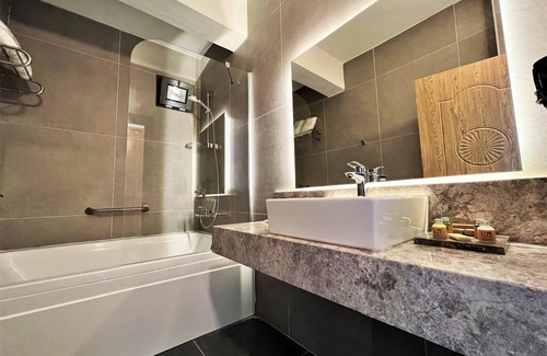 Gure Hotel | 1774 Kazdagi Termal Otel