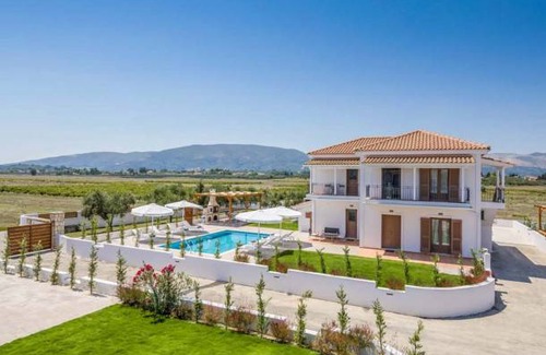 Kalpaki Villa | 1780 ft² Villa