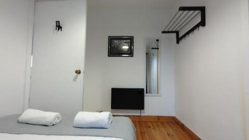 Dingle Apartment | 1780 Green Street
