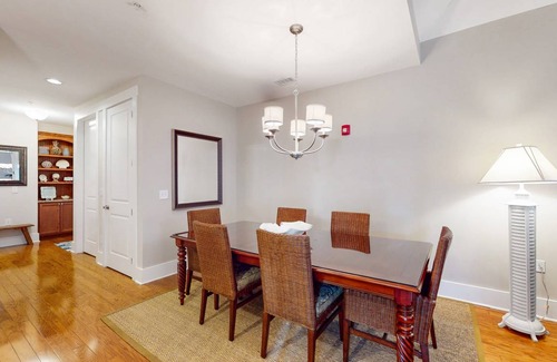 St. James Condo | 179 m² Condo ∙ 3 bedrooms ∙ 6 guests