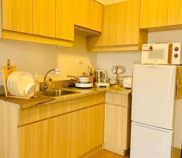 A. Bonifacio House | 17Eleven Staycation Home