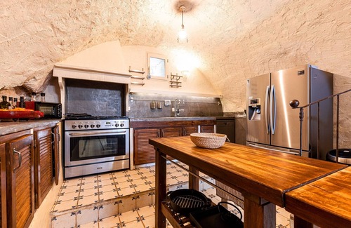Chateauneuf-Villevieille Villa | 17th century sheepfold with swimming pool, near Nice.