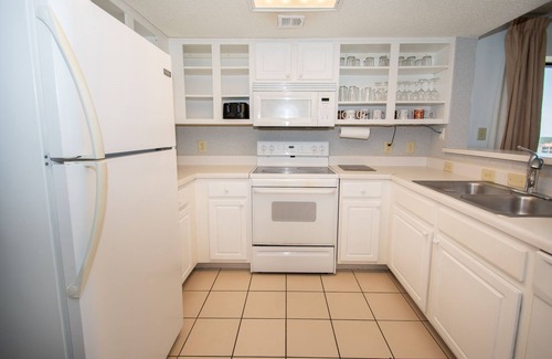 Myrtle Beach Condo | 17th Floor Spacious Oceanview Condo * Families & Groups of 8+ Welcome Here!!