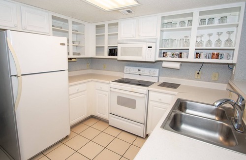 Myrtle Beach Condo | 17th Floor Spacious Oceanview Condo * Families & Groups of 8+ Welcome Here!!