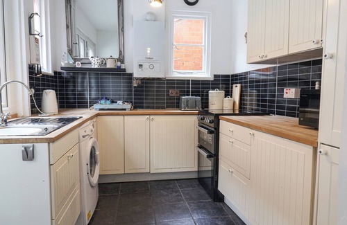 Wyke Regis Cottage | 18 Chamberlaine Road