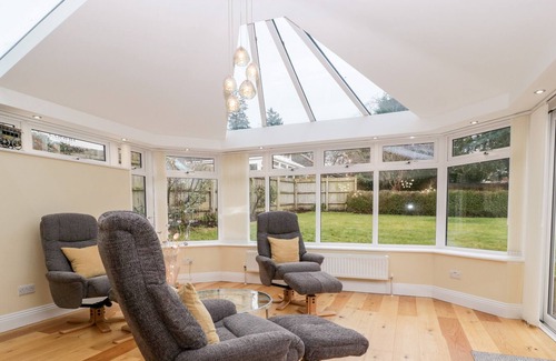 New Forest District House | 18 JUBILEE ROAD, pet friendly, with a garden in Fordingbridge