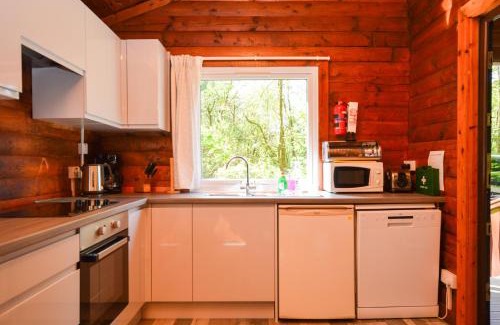 Rashfield House | 18 Lamont Lodges