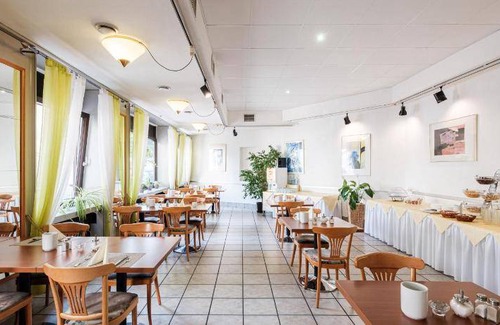 Schwaebisch Gmuend Hotel | 18 m² Hotel ∙ 10 guests