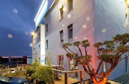 Tregueux Hotel | 18 m² Hotel ∙ 127 guests