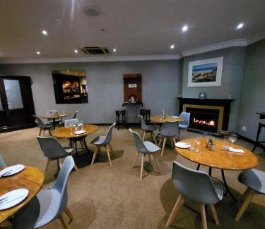 Sedgefield Hotel | 18 m² Hotel ∙ 2 guests