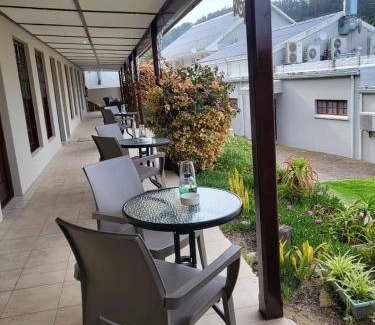 Sedgefield Hotel | 18 m² Hotel ∙ 2 guests