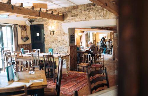 Osmington Mills Hotel | 18 m² Hotel ∙ 2 guests