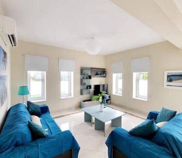 Geroskipou Villa | 18 m² Villa ∙ 4 bedrooms ∙ 8 guests