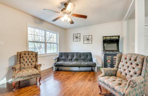 Lithia Springs House | 18 Mi to Downtown Atlanta Quiet Home with Fire Pit