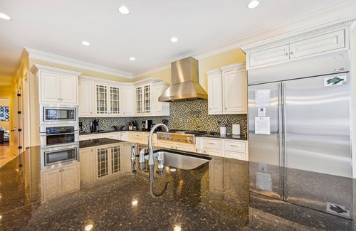 Folly Field House | 18 Sand Dollar, Oceanfront, Pool, Hot Tub, Free Golf, Elevator, Pickleball