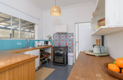 Exmouth House | 18 Sargent Street - Beautiful Pet Friendly Oasis