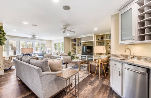 Sea Pines House | 18 Woodbine Place ~ Spacious Sea Pines Home with Views of the Ocean Course!