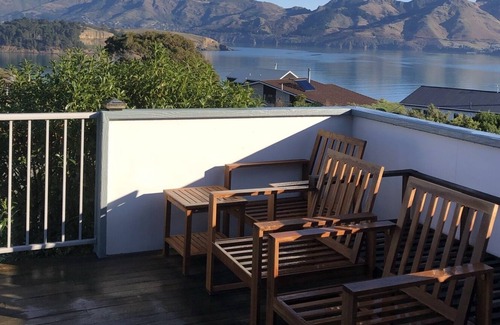 Diamond Harbour House | 180 degree exquisite harbour views