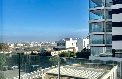 Ain Diab Apartment | 180 m² Apartment ∙ 2 bedrooms ∙ 6 guests