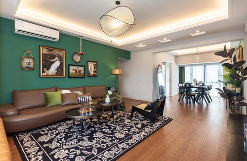 Longhua District Apartment | 180 m² Apartment ∙ 5 bedrooms ∙ 8 guests