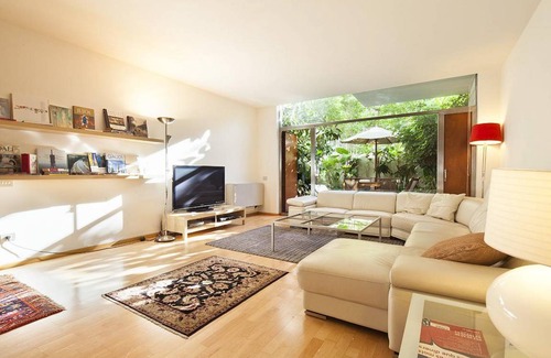 Eixample Apartment | 180 m² Apartment ∙ 3 bedrooms ∙ 8 guests