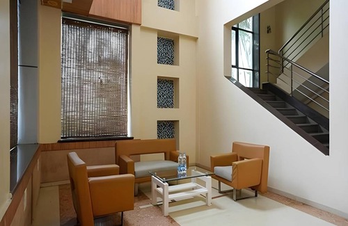 Kadachiwadi Hotel | 180 m² Hotel ∙ 3 guests