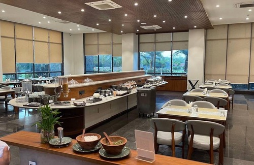 Halol Hotel | 180 m² Hotel ∙ 4 guests