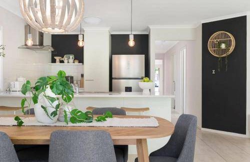 McCracken House | 180 m² House ∙ 3 bedrooms ∙ 6 guests