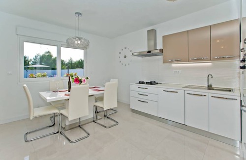 Bogomolje House | 180 m² House ∙ 3 bedrooms ∙ 7 guests