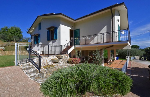 Colle di Compito House | 180 m² House ∙ 3 bedrooms ∙ 6 guests