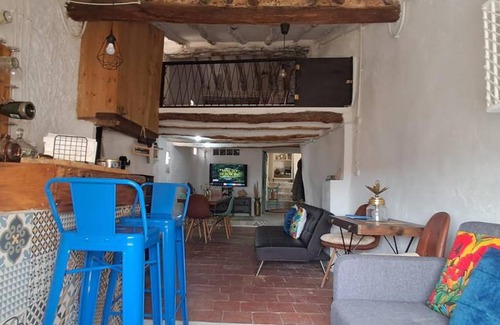 Chelva House | 180 m² House ∙ 3 bedrooms ∙ 8 guests