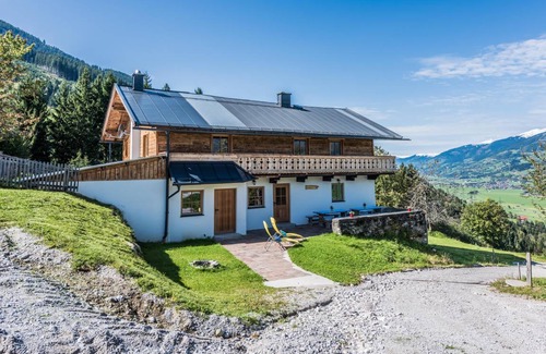Piesendorf House | 180 m² House ∙ 4 bedrooms ∙ 14 guests