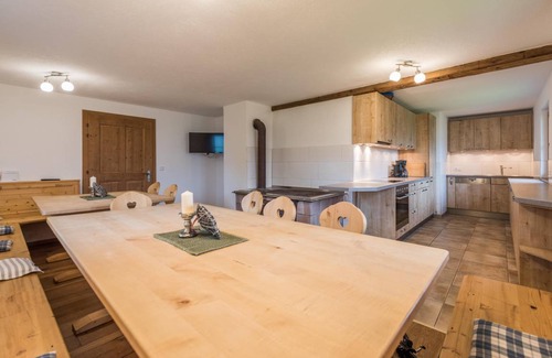 Piesendorf House | 180 m² House ∙ 4 bedrooms ∙ 14 guests