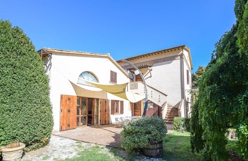 San Brizio House | 180 m² House ∙ 5 bedrooms ∙ 11 guests