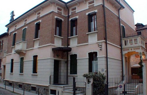 Historic Centre Resort | 180 m² Private room ∙ 1 bedroom ∙ 1 guest