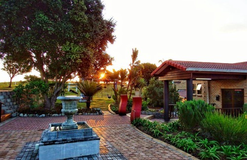 Sedgefield Apartment | 180 m² Serviced apartment ∙ 2 bedrooms ∙ 127 guests