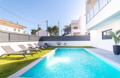 Charneca de Caparica e Sobreda Villa | 180 m² Villa ∙ 3 bedrooms ∙ 6 guests