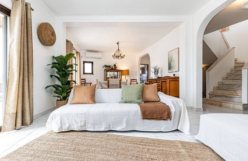Porches Villa | 180 m² Villa ∙ 3 bedrooms ∙ 6 guests