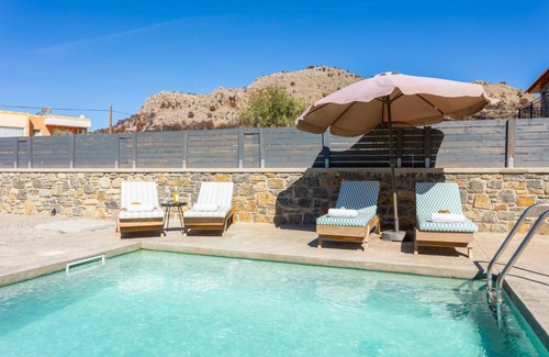 Kiotari Villa | 180 m² Villa ∙ 3 bedrooms ∙ 6 guests