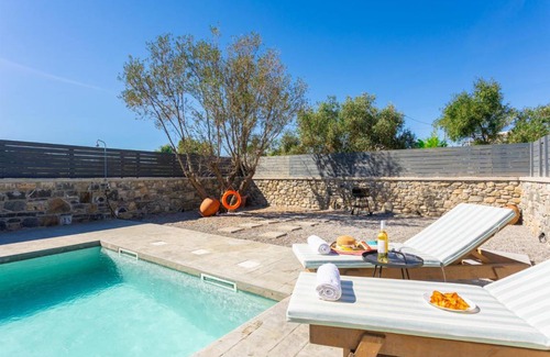Kiotari Villa | 180 m² Villa ∙ 3 bedrooms ∙ 6 guests